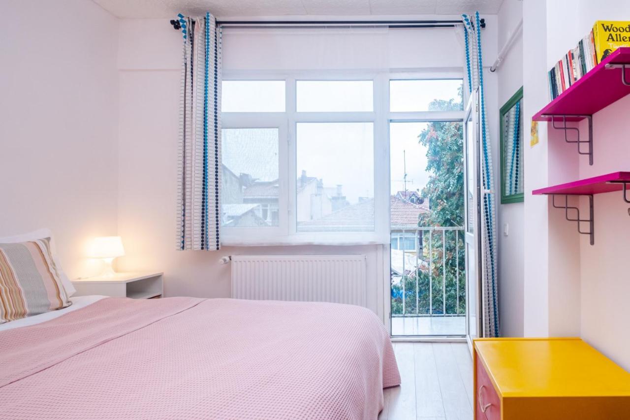 Flat With Balcony Near Bull Statue In Kadikoy Apartment Istanbul Ngoại thất bức ảnh