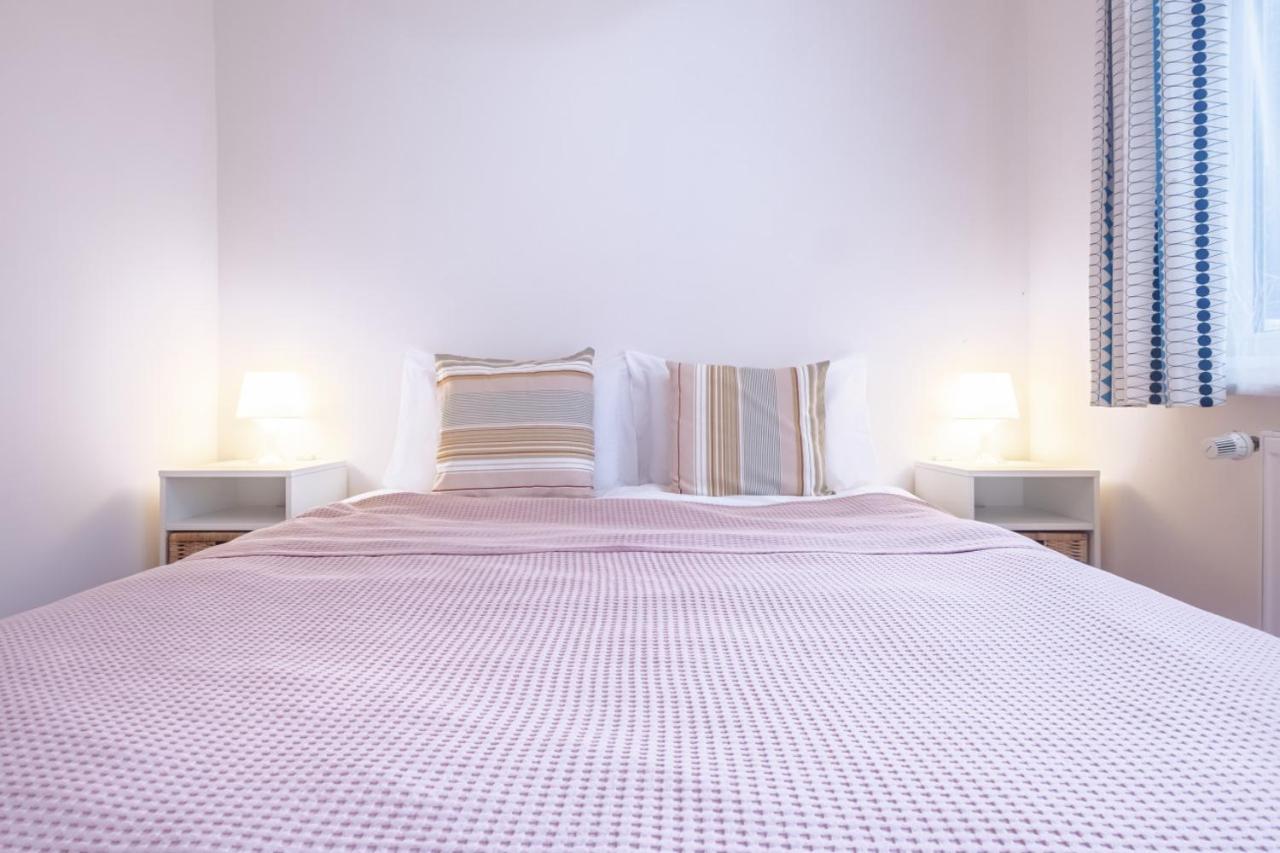 Flat With Balcony Near Bull Statue In Kadikoy Apartment Istanbul Ngoại thất bức ảnh